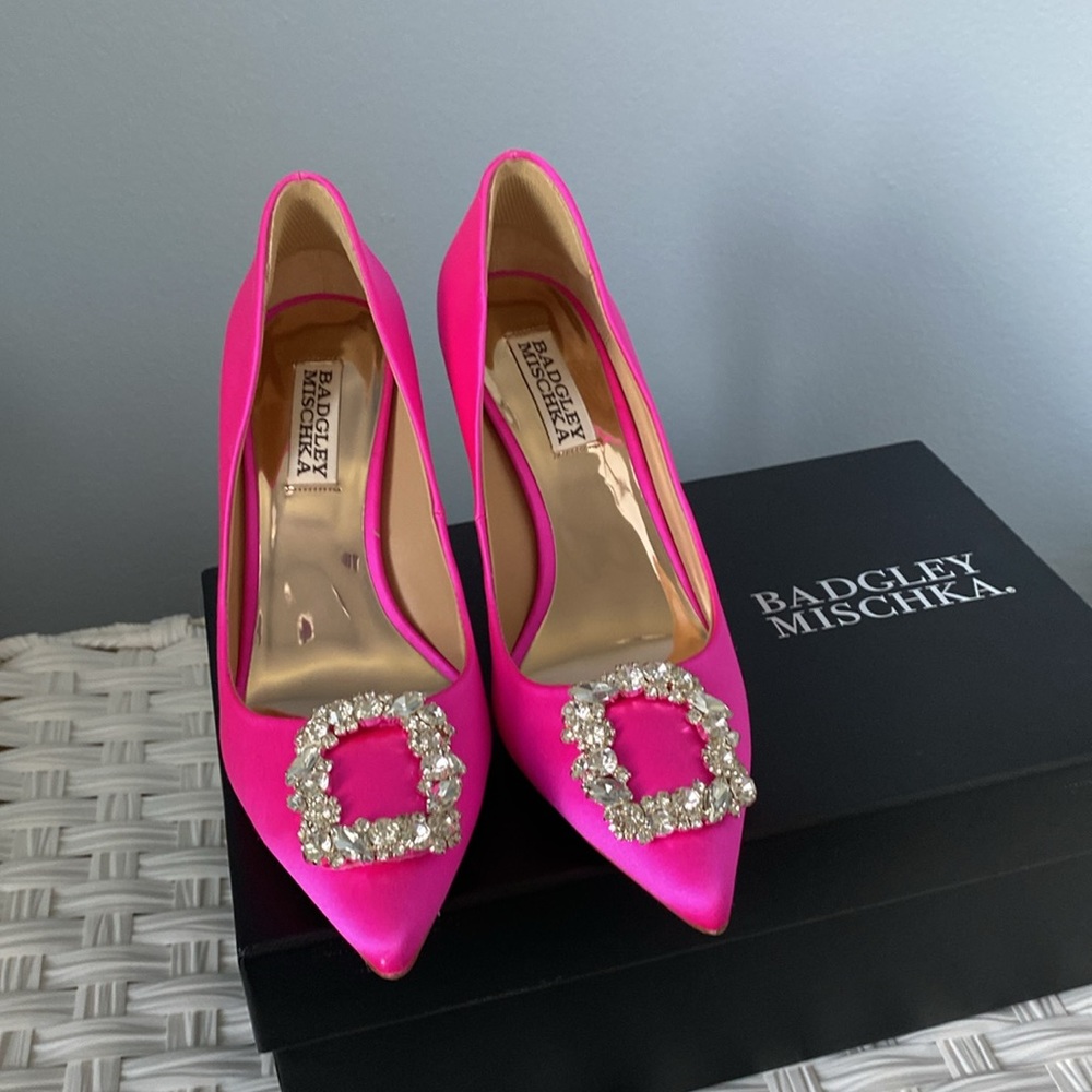 Badgley Mischka hot pink Cher pump high heels